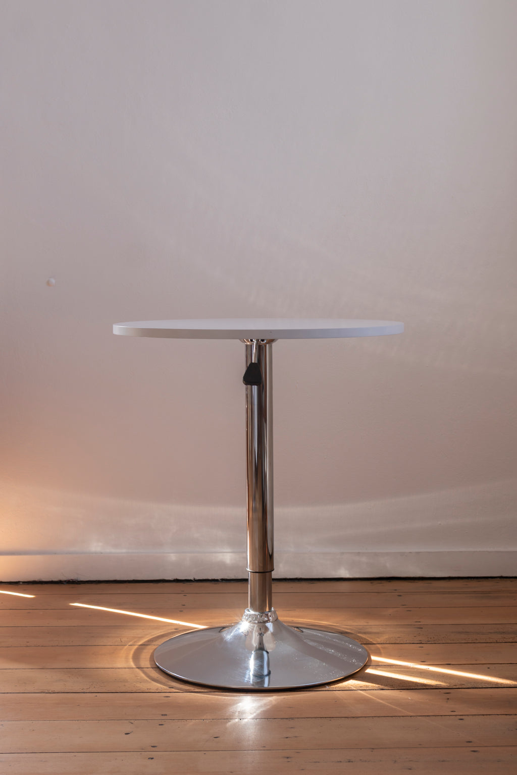 Round Gas-Lift Table