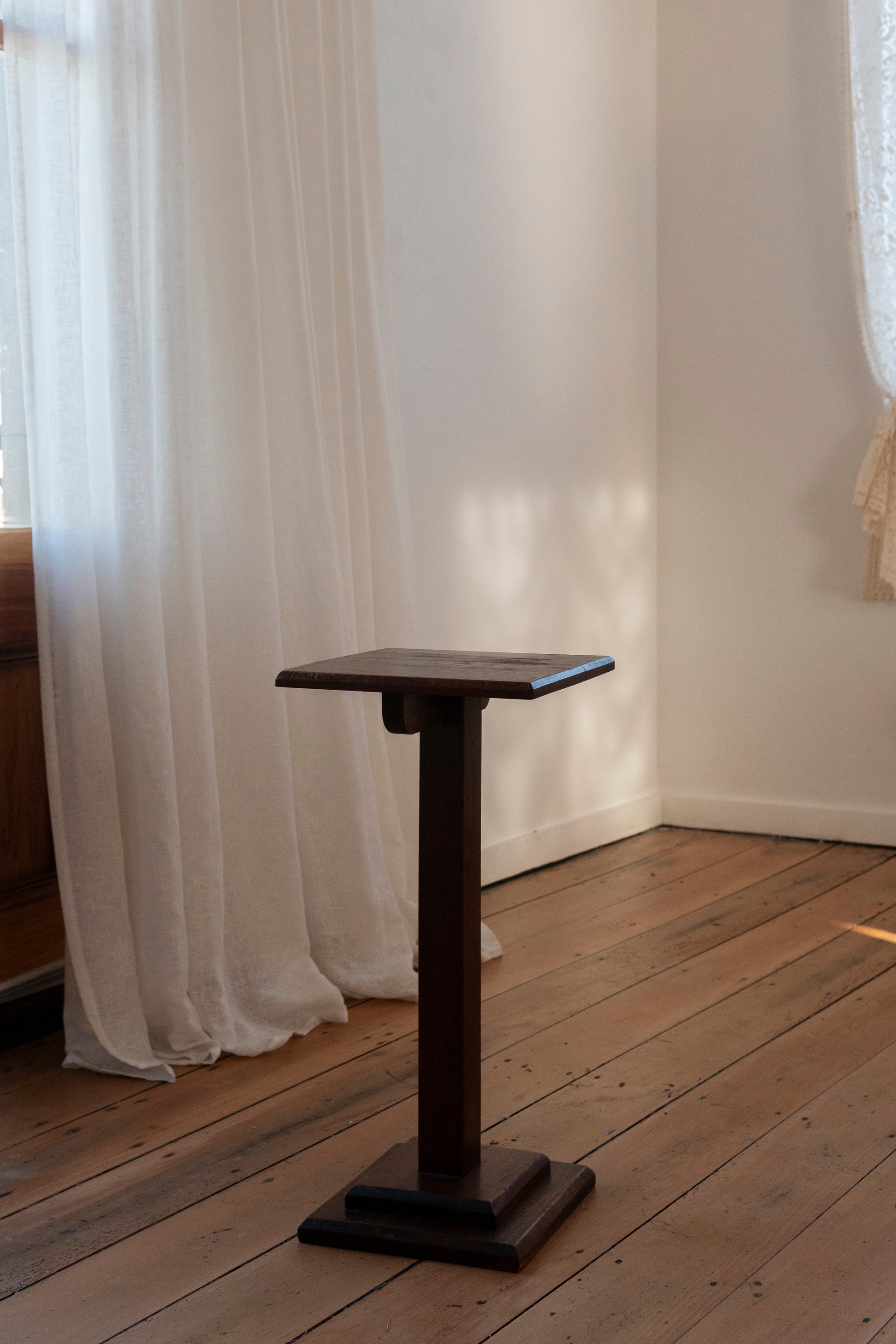 Vintage Timber Plinth